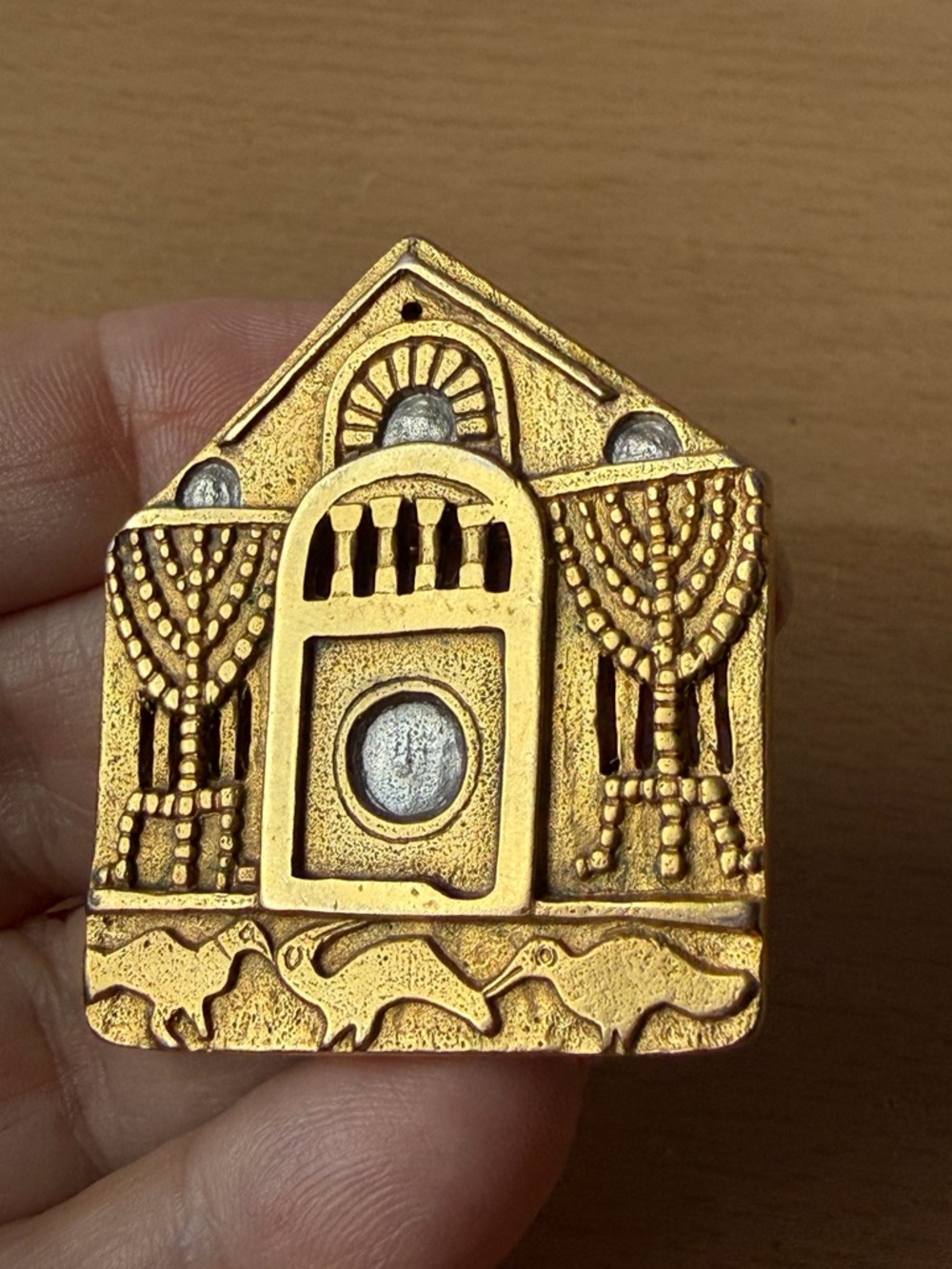 VINTGE MMA METROPOLITAN MUSEUM OF ART SYNAGOGUE JEWISH TEMPLE PENDANT BROOCH PIN - Picture 14 of 16